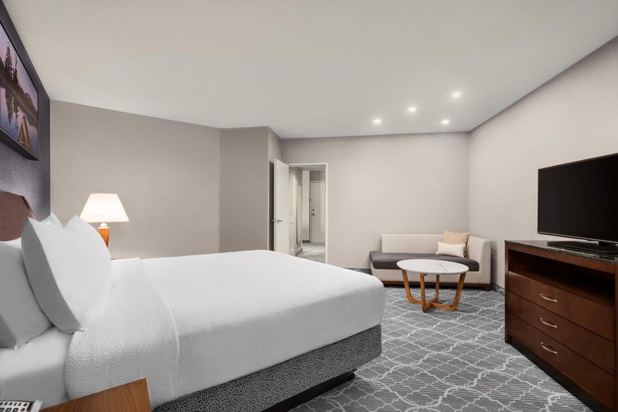 Hilton Garden Inn Calgary Airport Dış mekan fotoğraf
