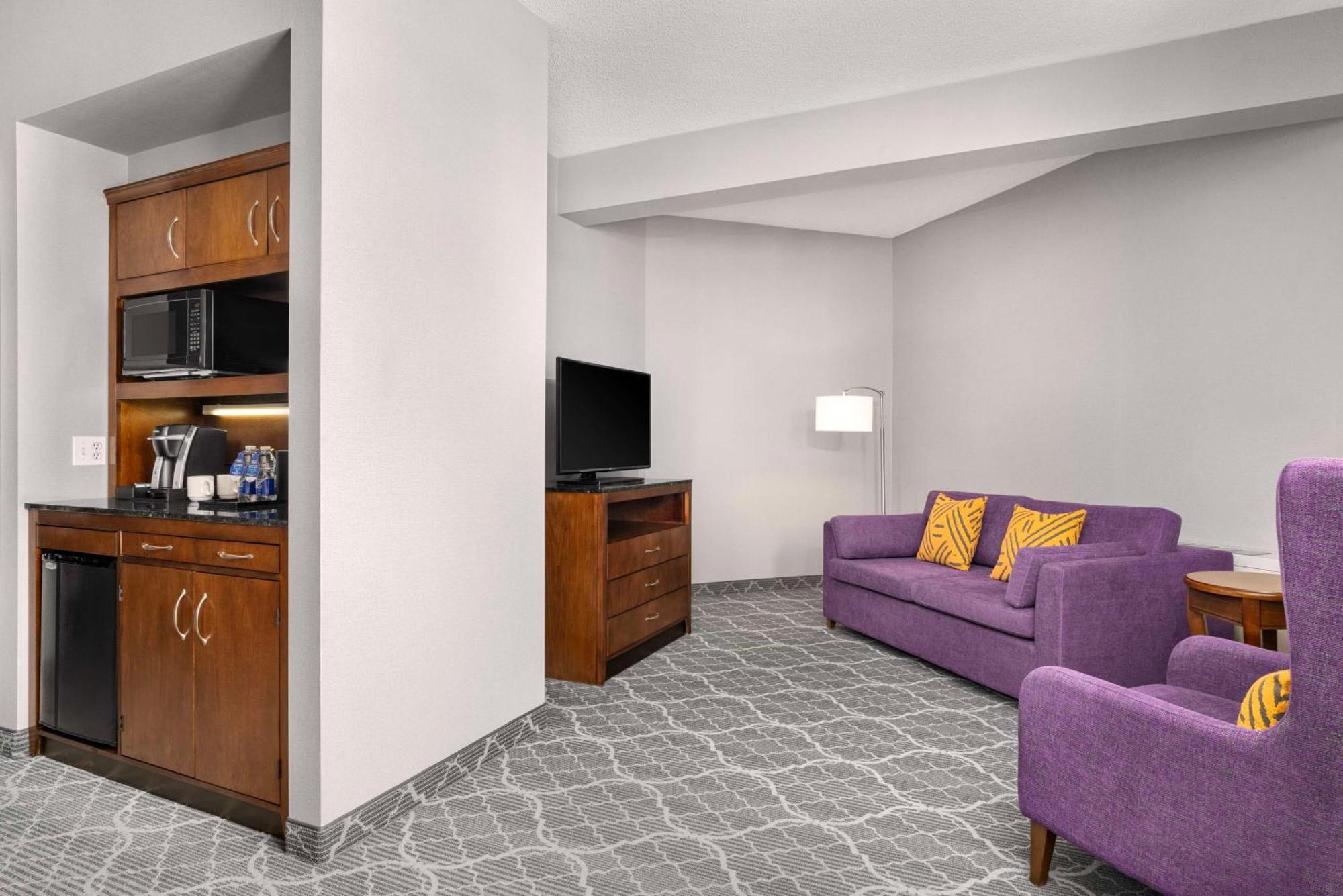 Hilton Garden Inn Calgary Airport Dış mekan fotoğraf