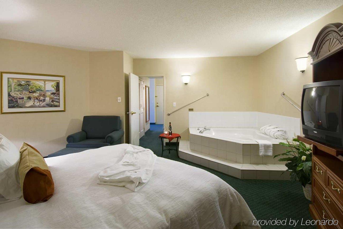 Hilton Garden Inn Calgary Airport Oda fotoğraf