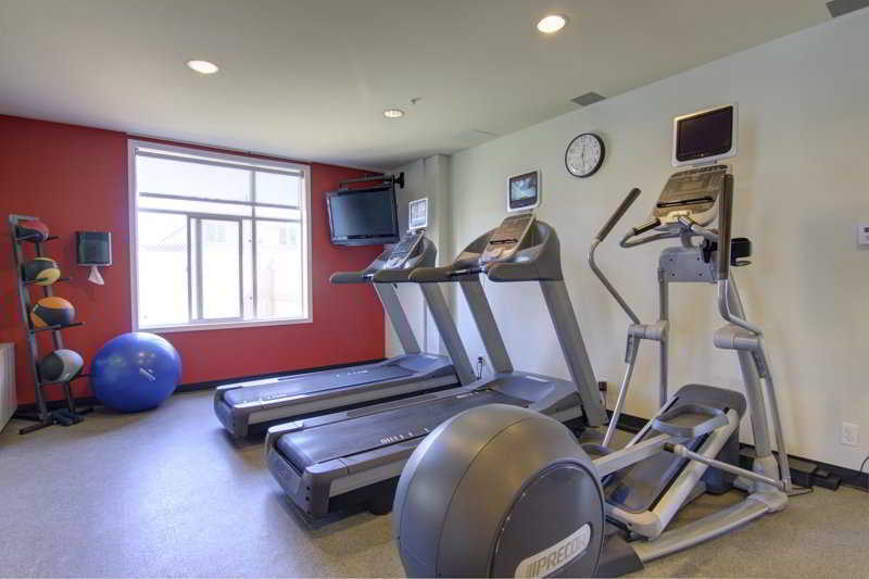 Hilton Garden Inn Calgary Airport Dış mekan fotoğraf